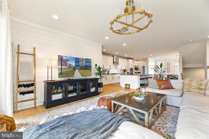 23665 HOPEWELL MANOR TERRACE