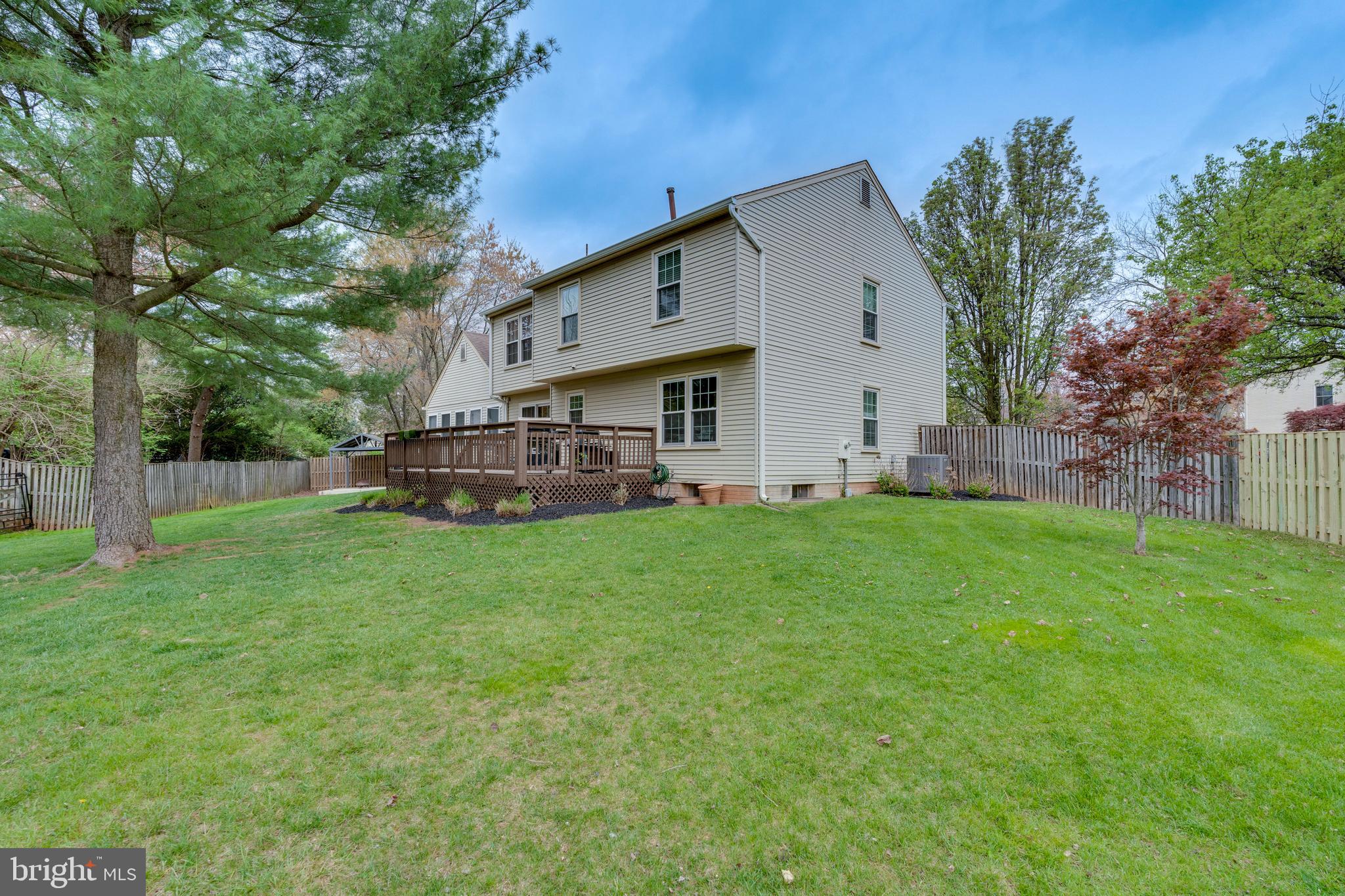 21762 ROLLING WOODS PLACE