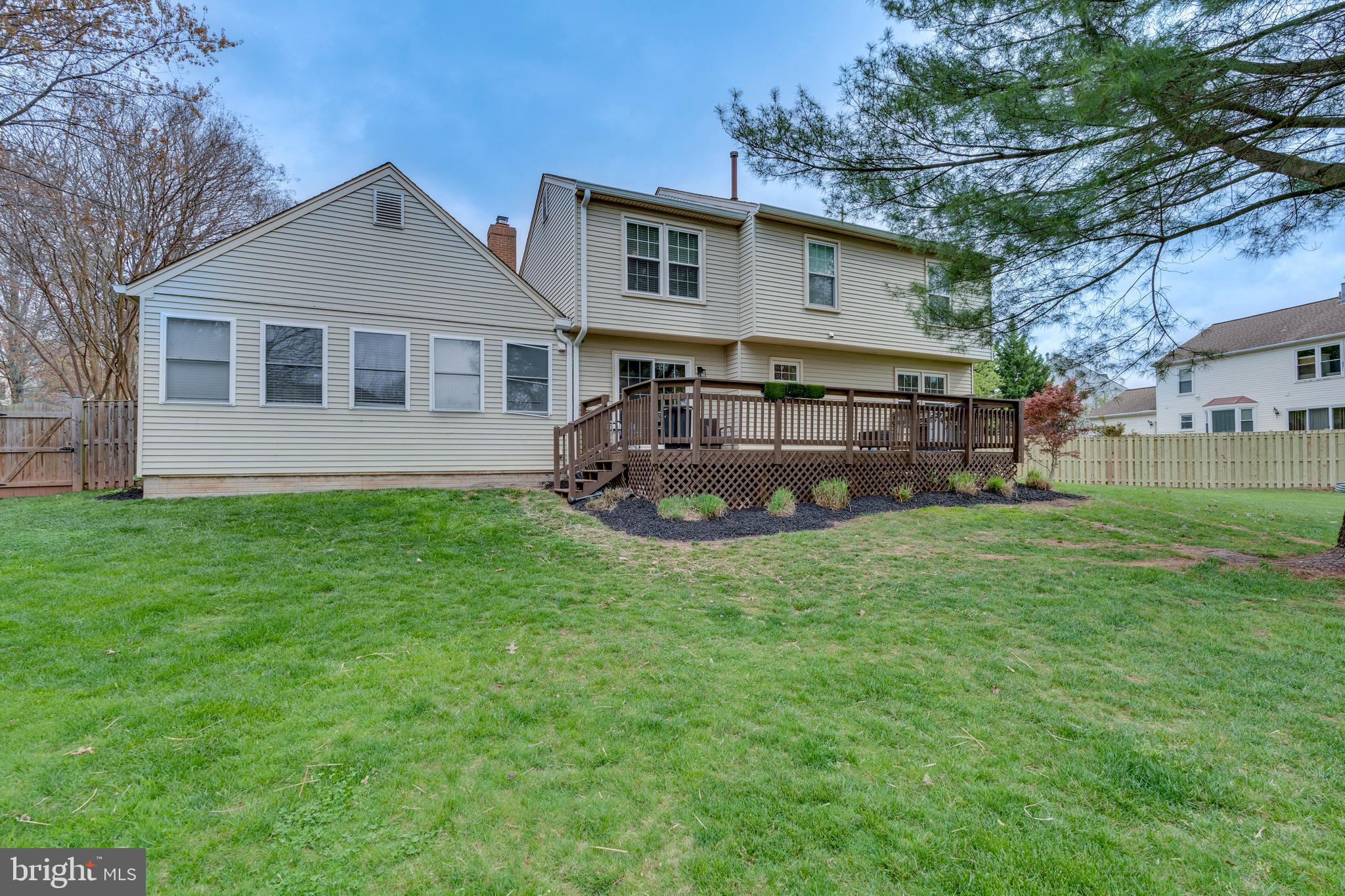 21762 ROLLING WOODS PLACE