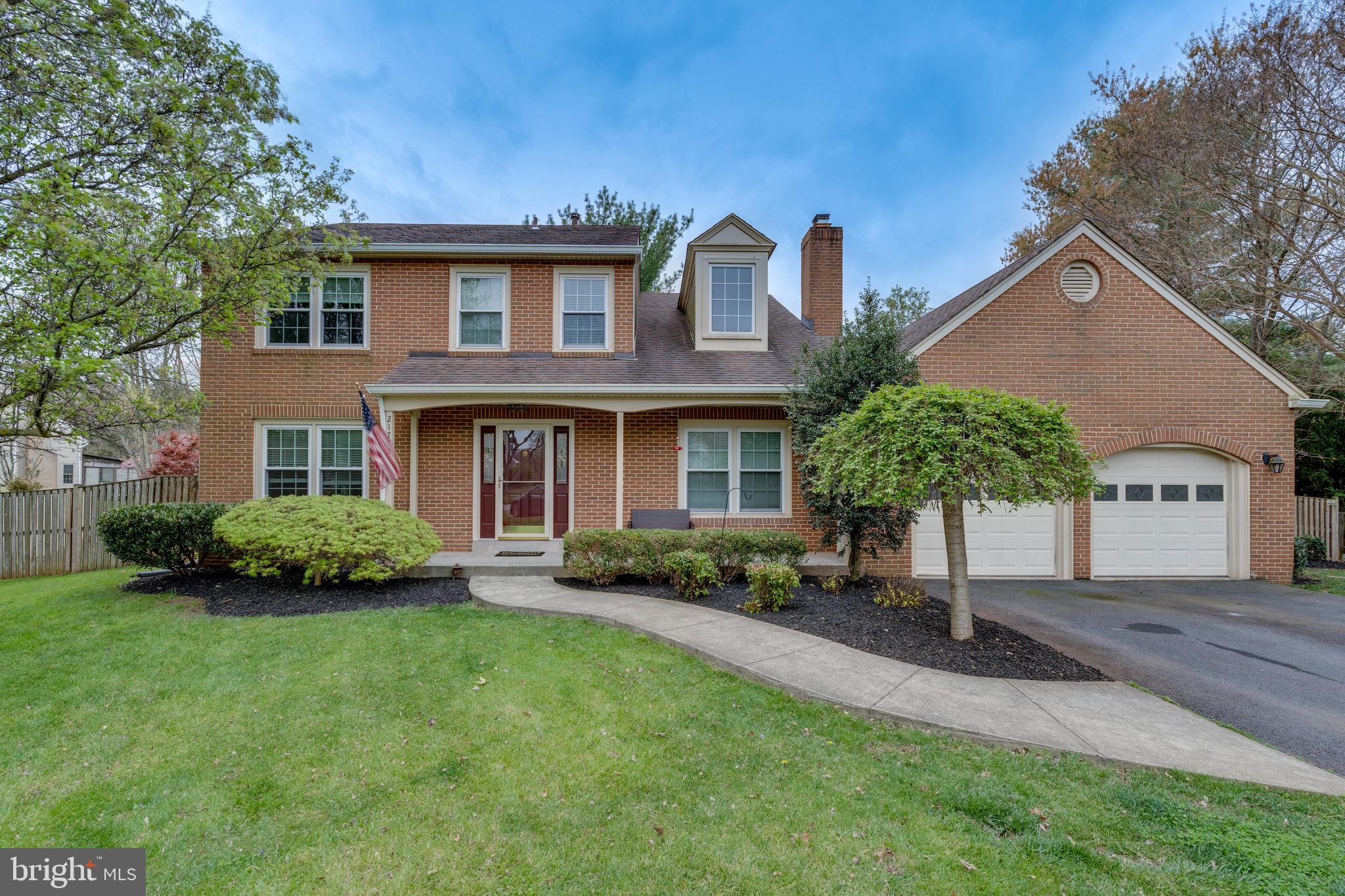 21762 ROLLING WOODS PLACE