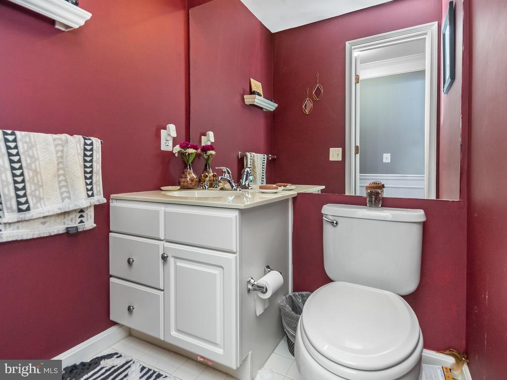 21845 BALDWIN SQUARE 303