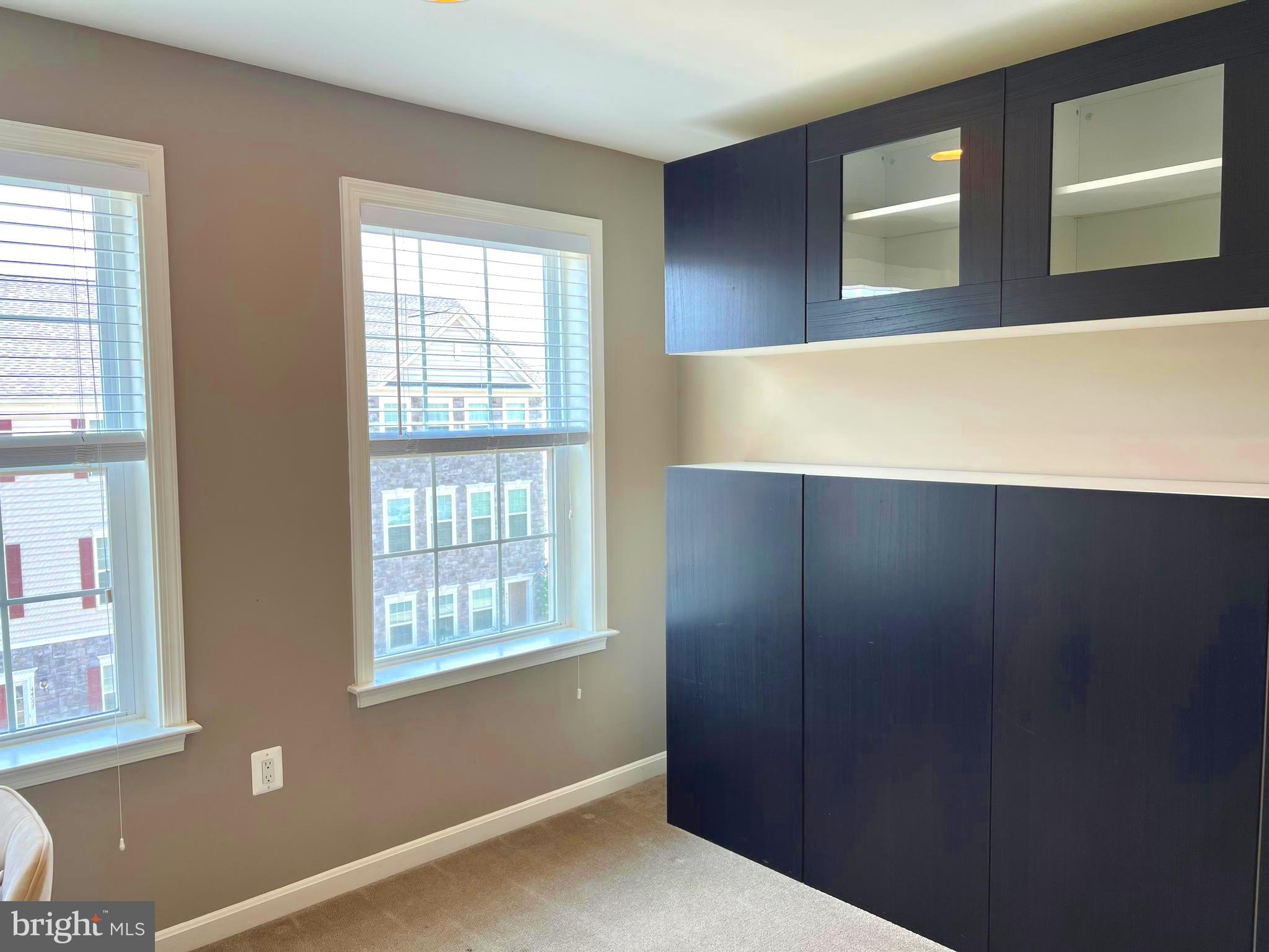 44098 TURF FIELD SQUARE