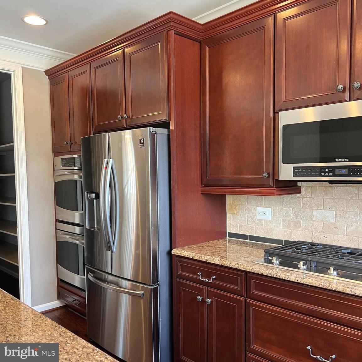 44098 TURF FIELD SQUARE