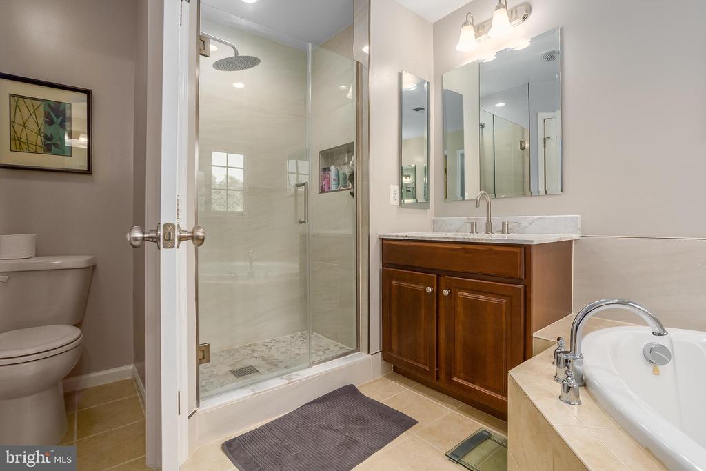 41732 CYNTHIA TERRACE