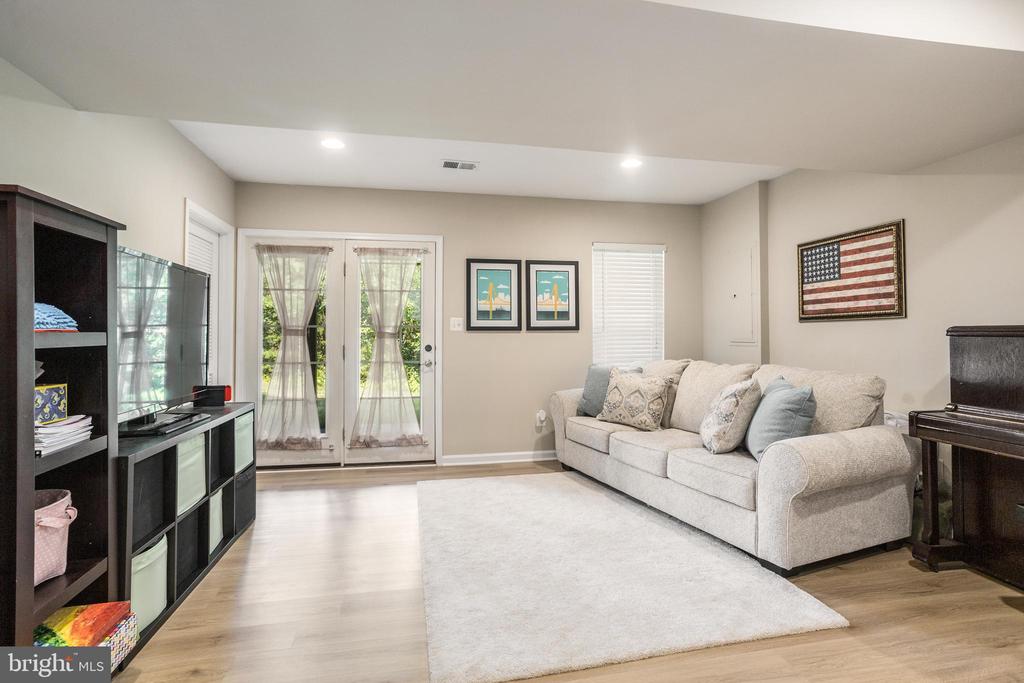 41732 CYNTHIA TERRACE
