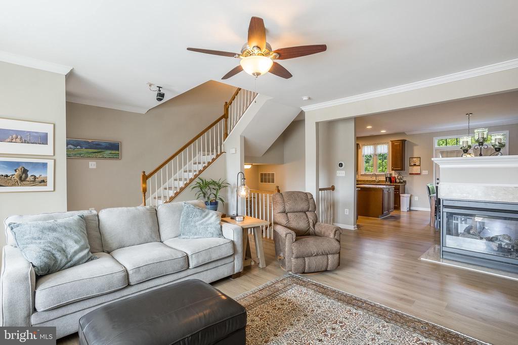 41732 CYNTHIA TERRACE