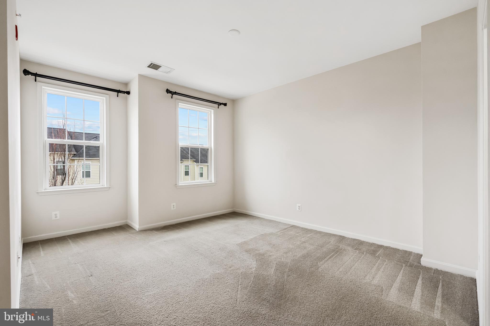 19468 PROMENADE DRIVE