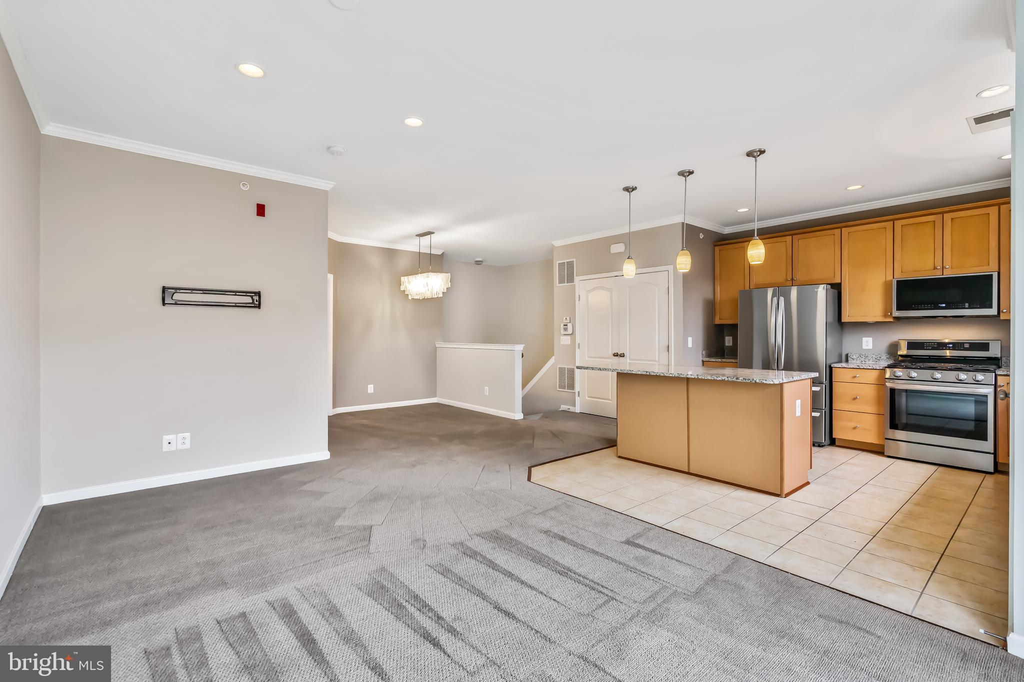 19468 PROMENADE DRIVE