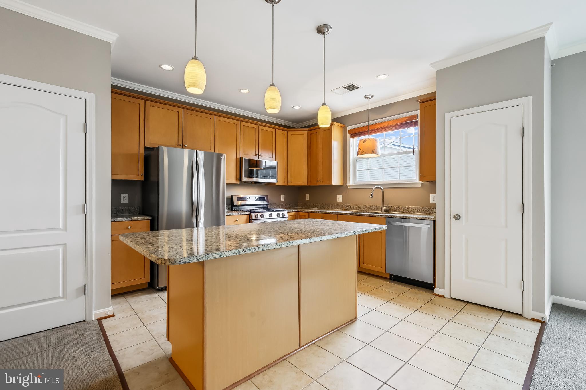 19468 PROMENADE DRIVE