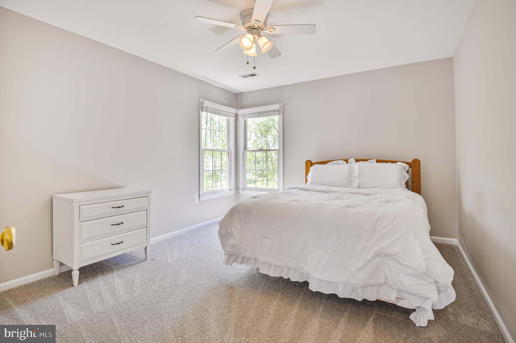 21243 RAVENWOOD COURT