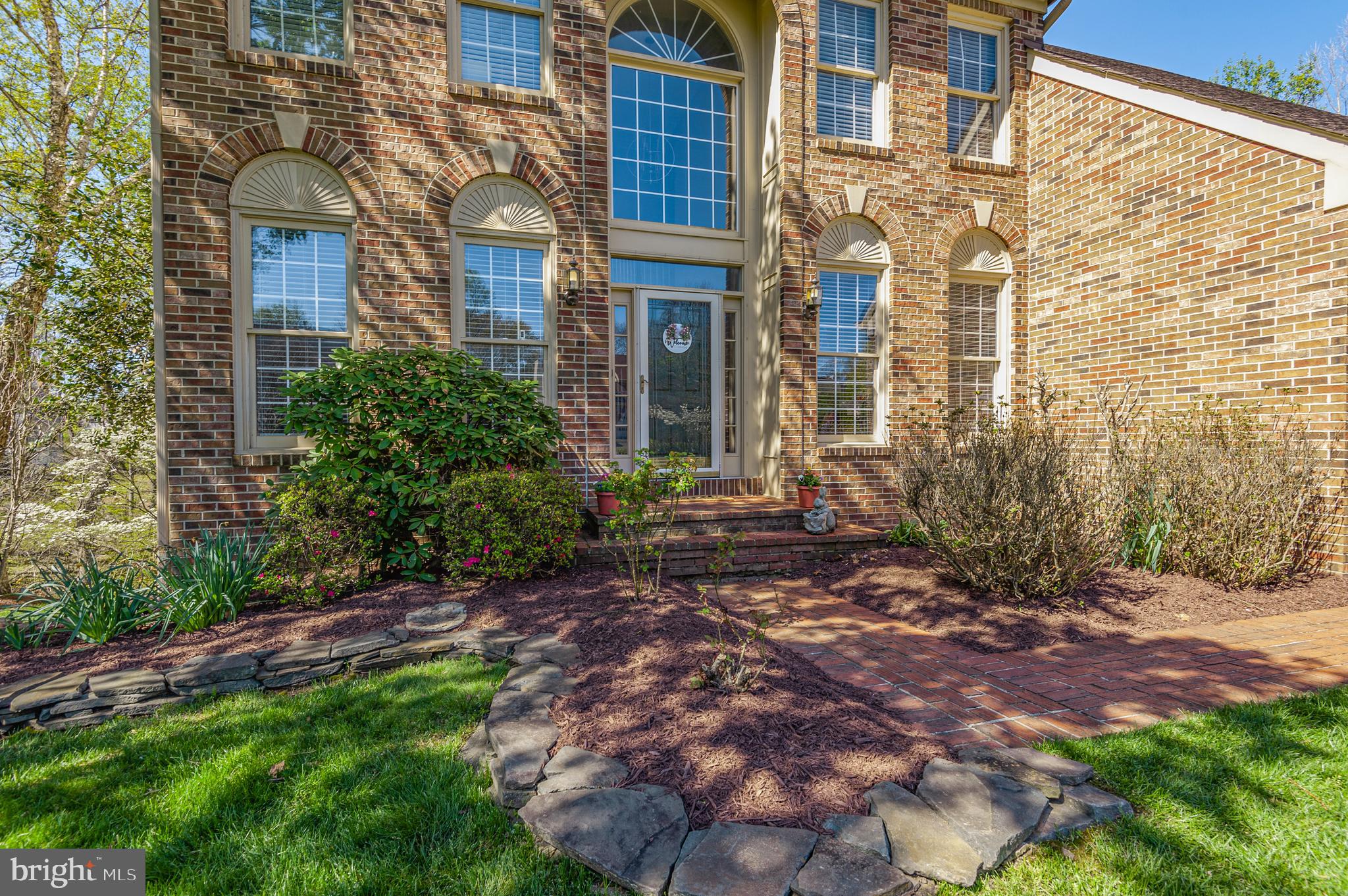 21243 RAVENWOOD COURT