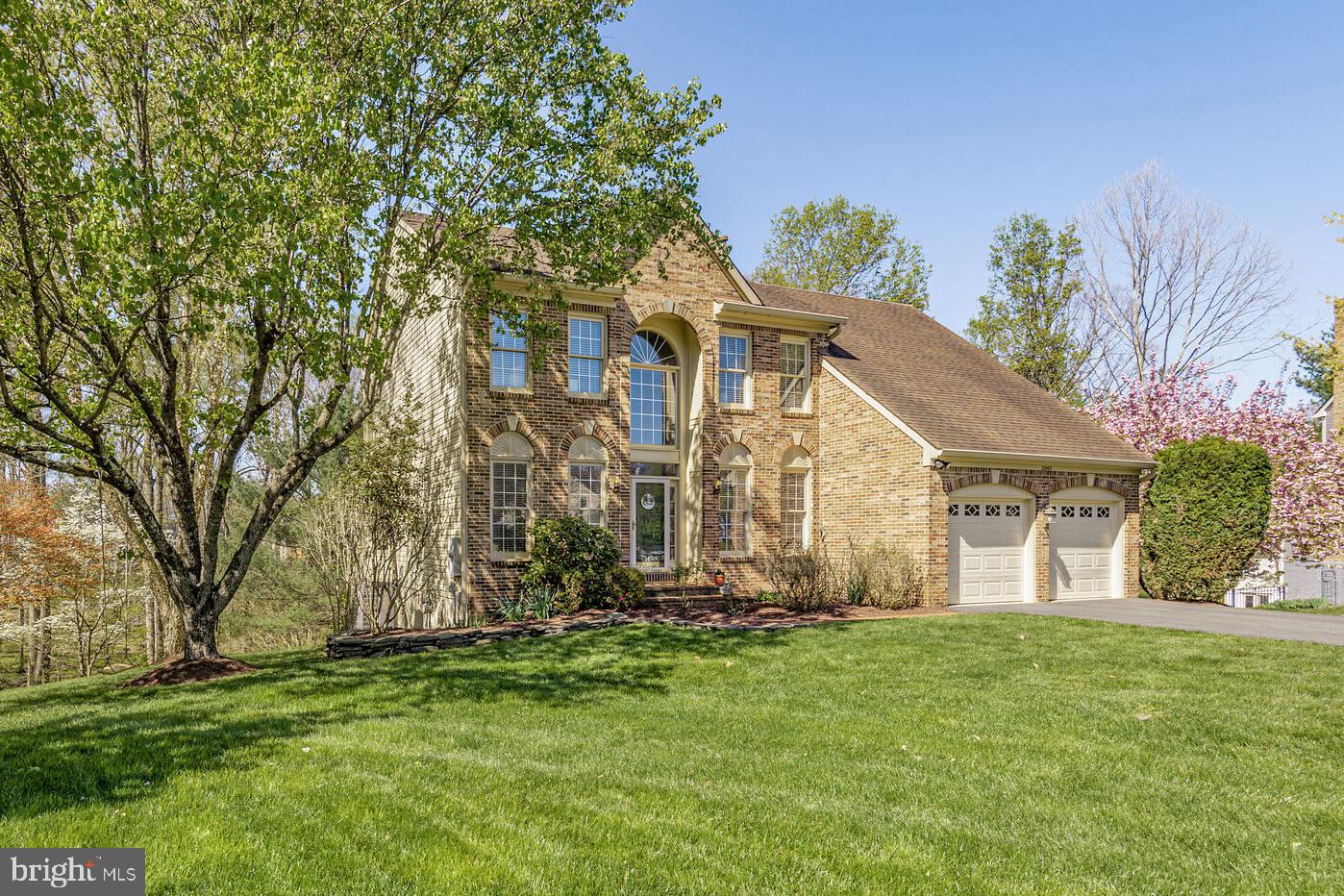 21243 RAVENWOOD COURT