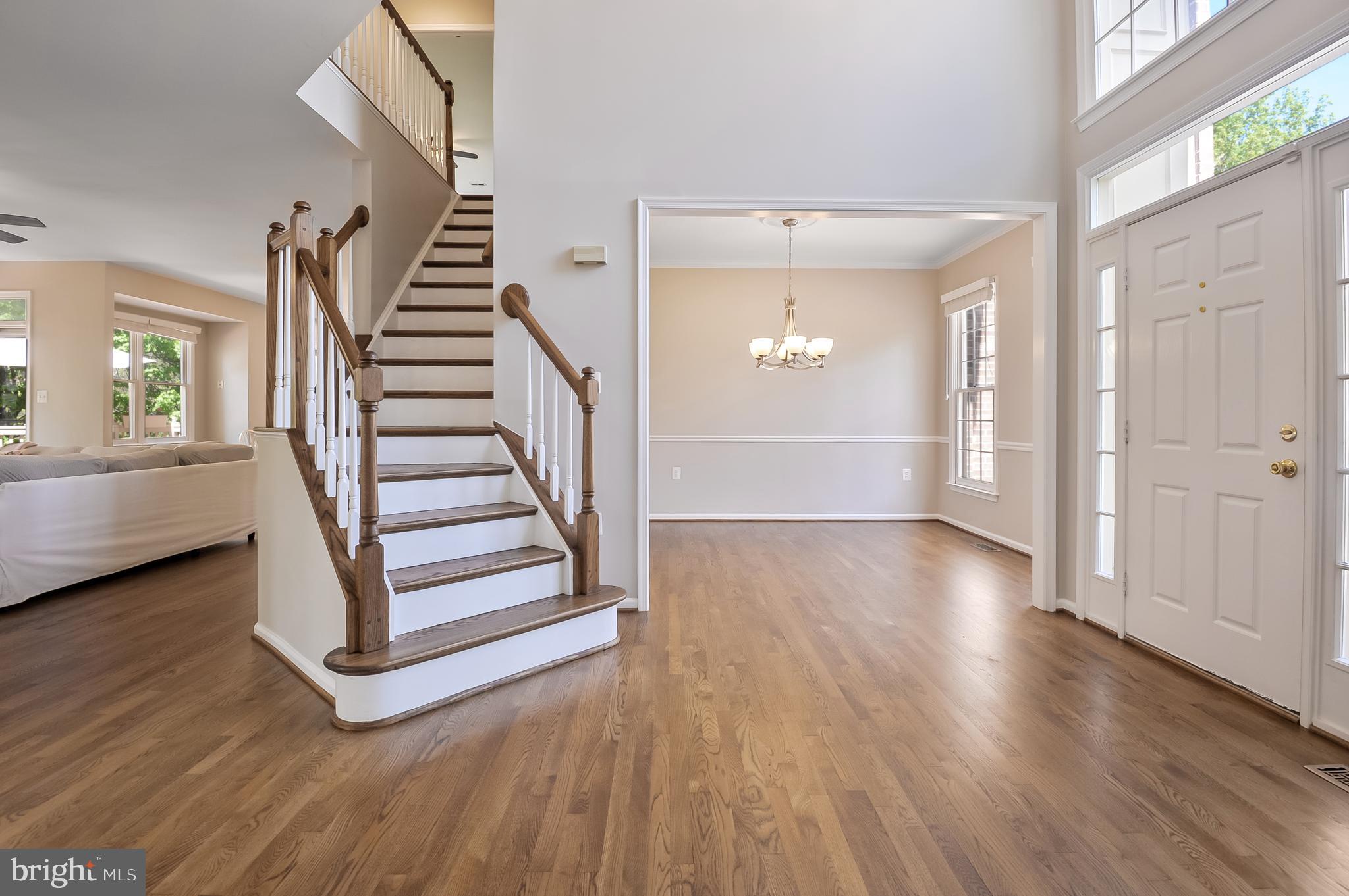 21243 RAVENWOOD COURT