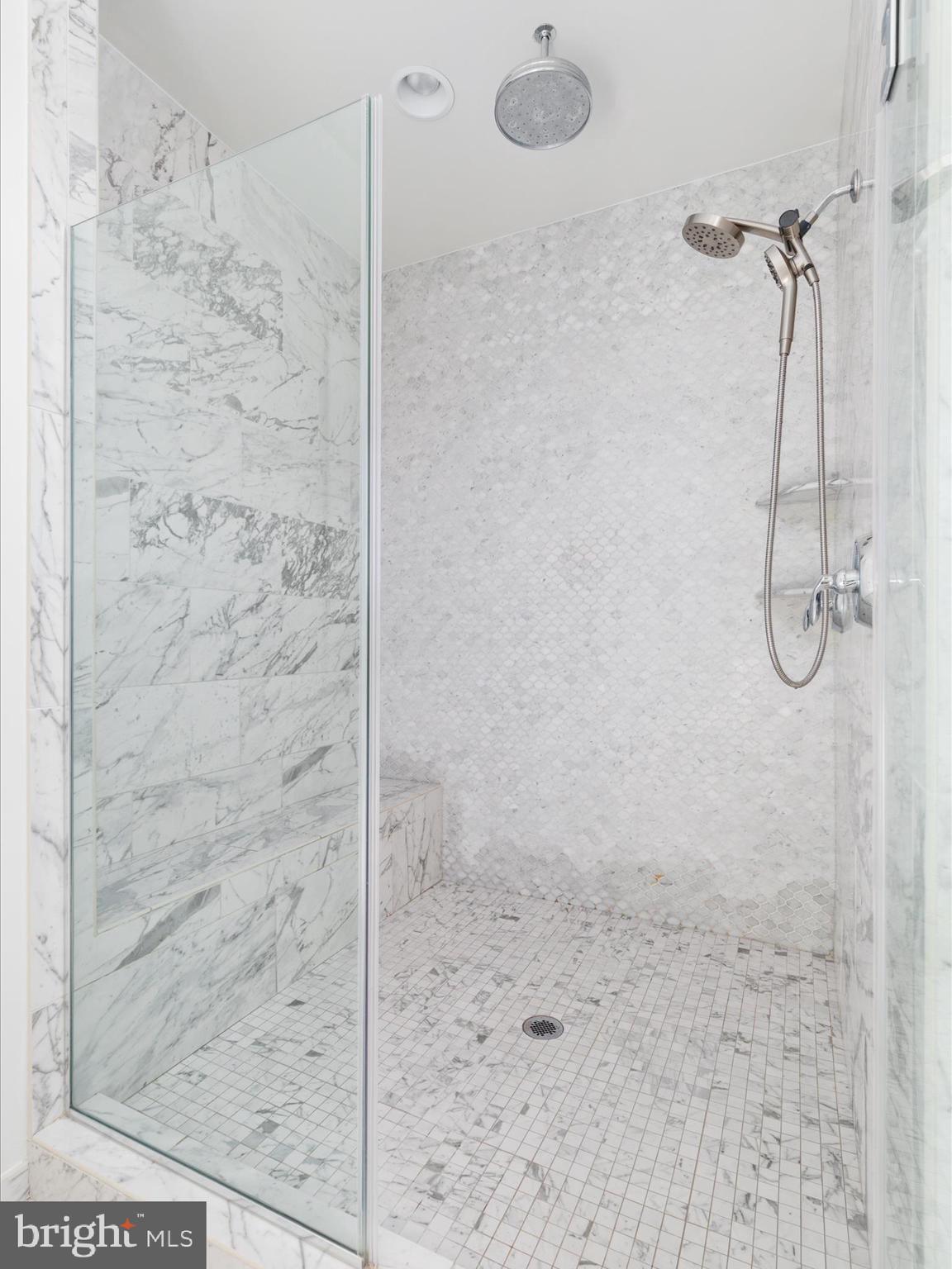 1126 ATHENA DRIVE SE