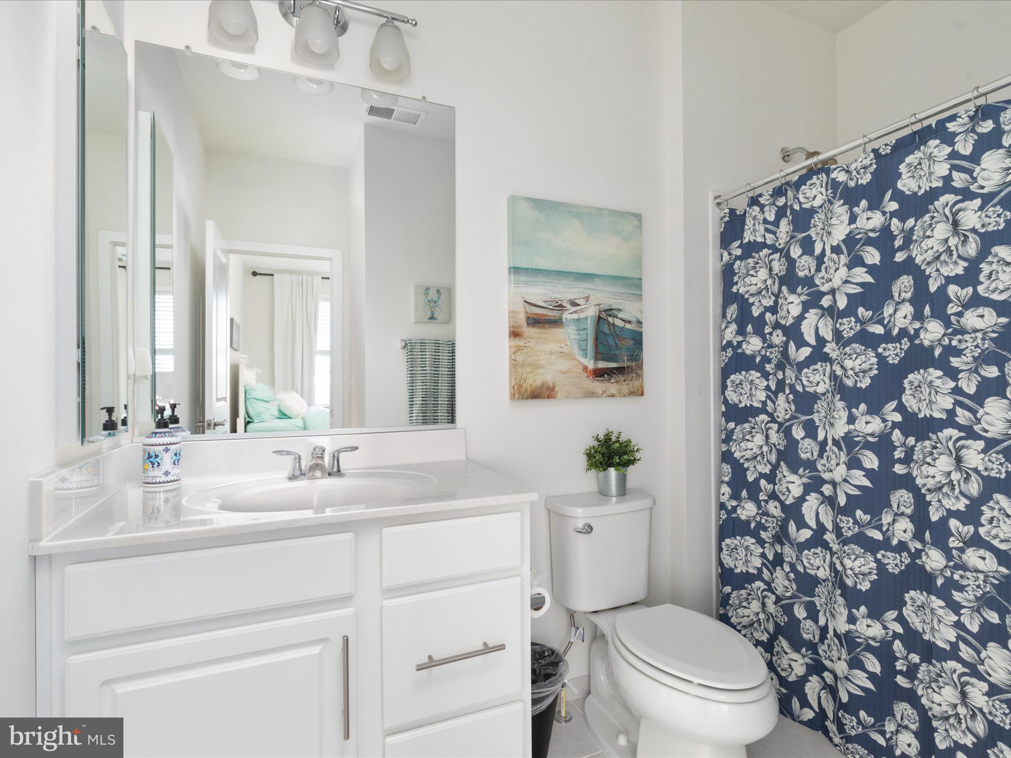 1126 ATHENA DRIVE SE