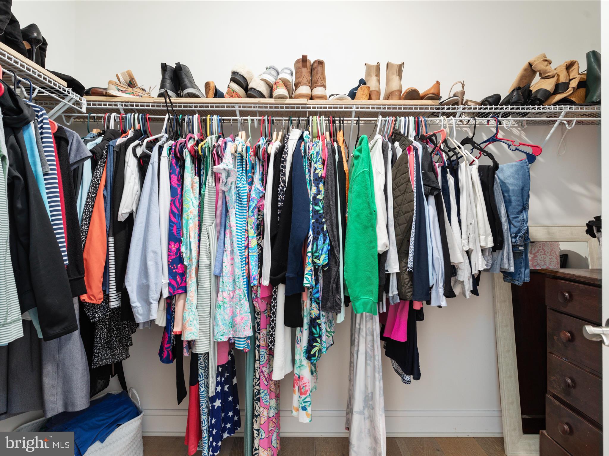 1126 ATHENA DRIVE SE