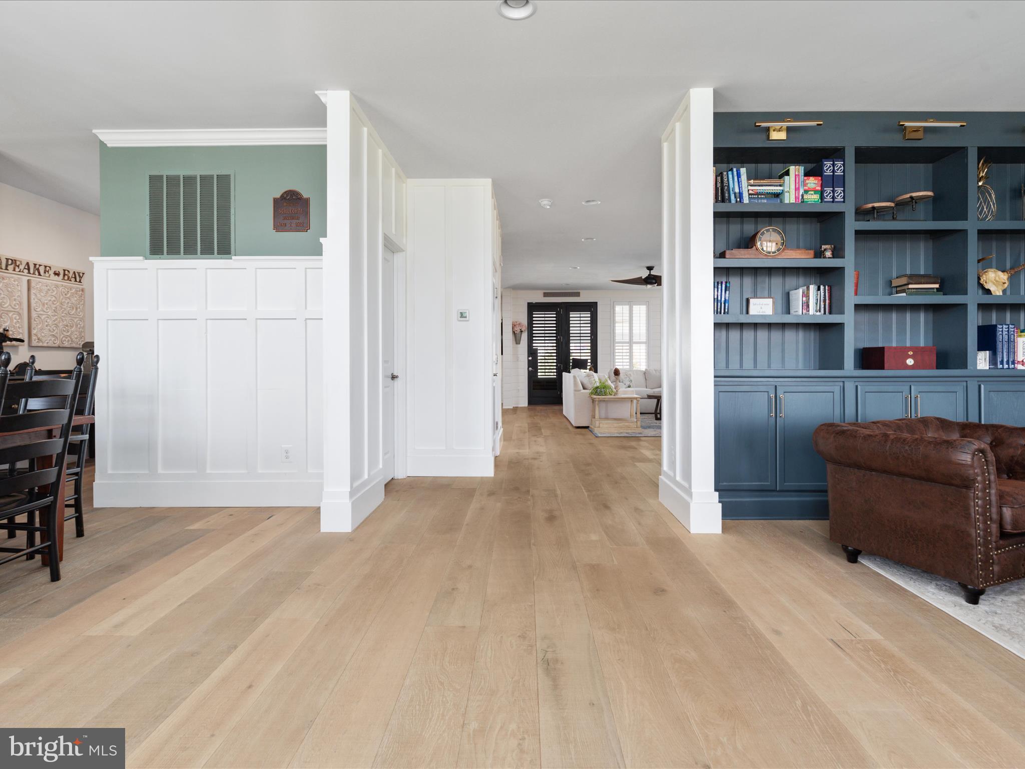 1126 ATHENA DRIVE SE