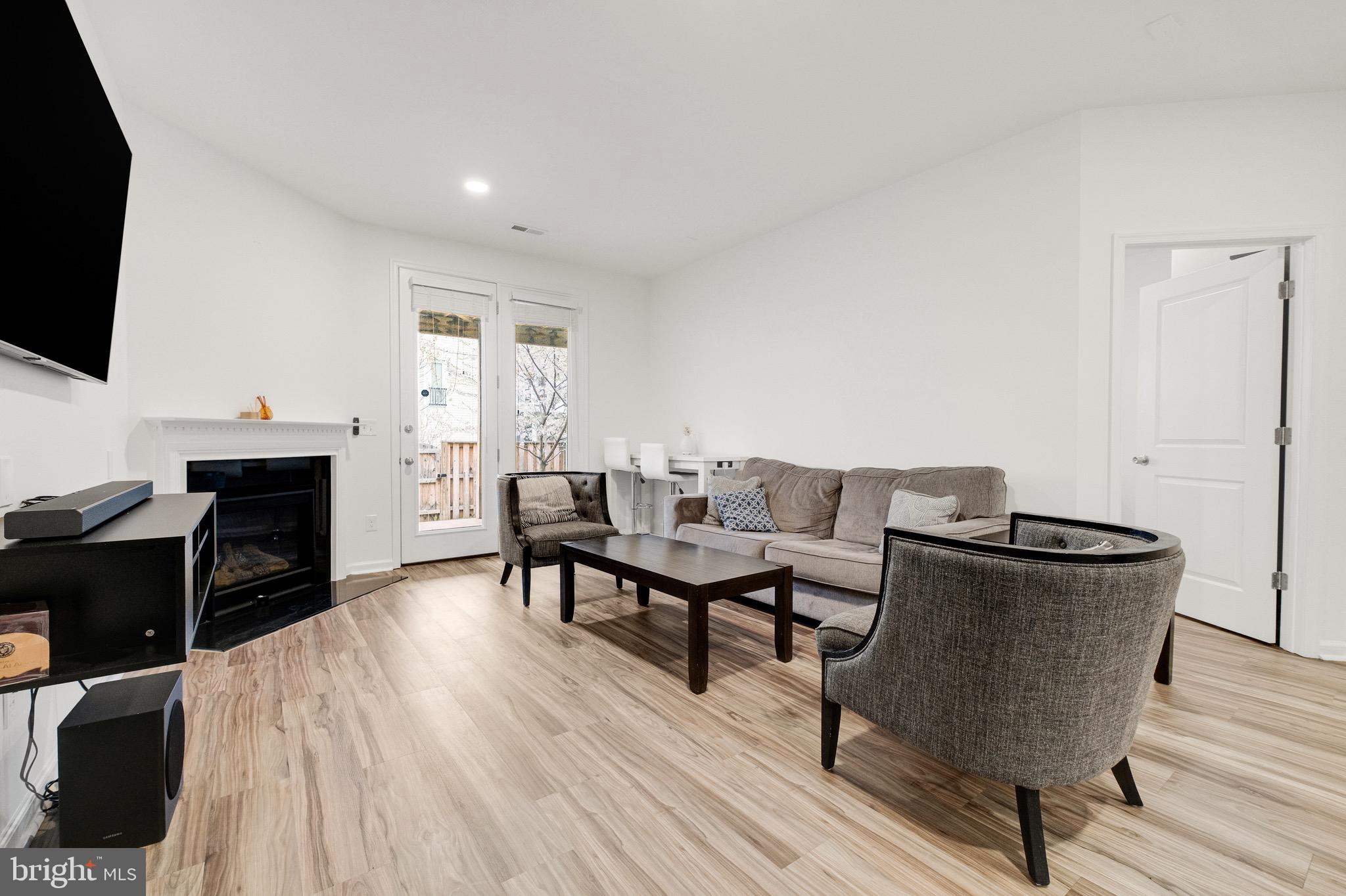 23490 HILLGATE TERRACE