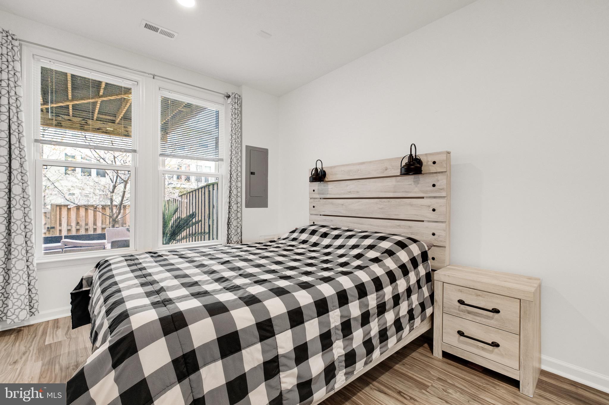 23490 HILLGATE TERRACE