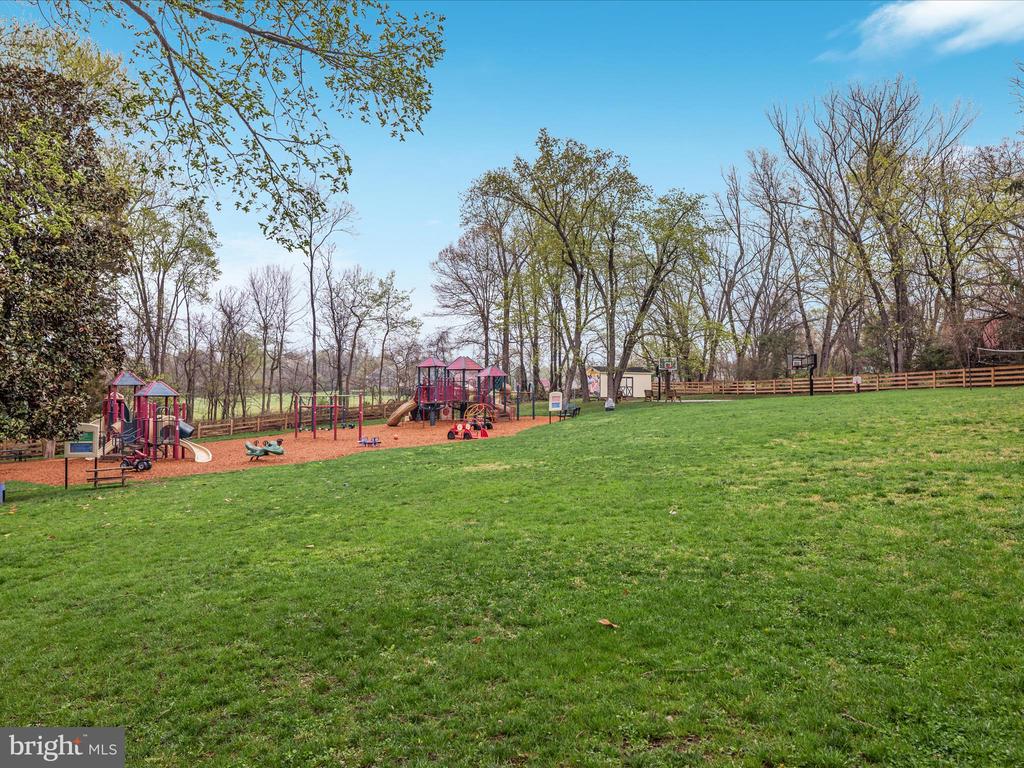 36610 PHILOMONT RD