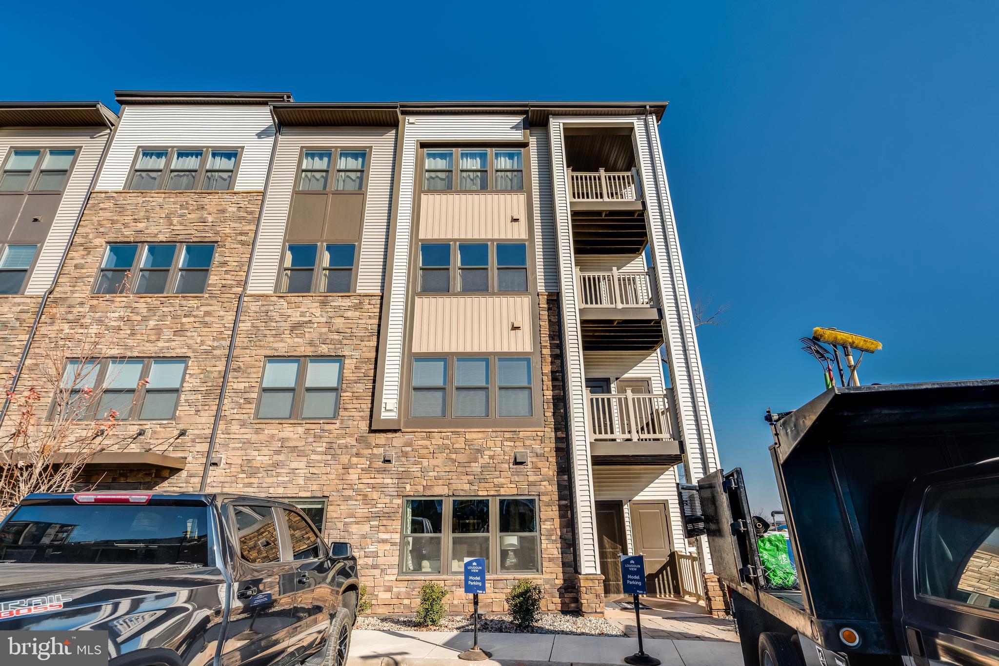 46320 MOUNT MILSTEAD TERRACE 105