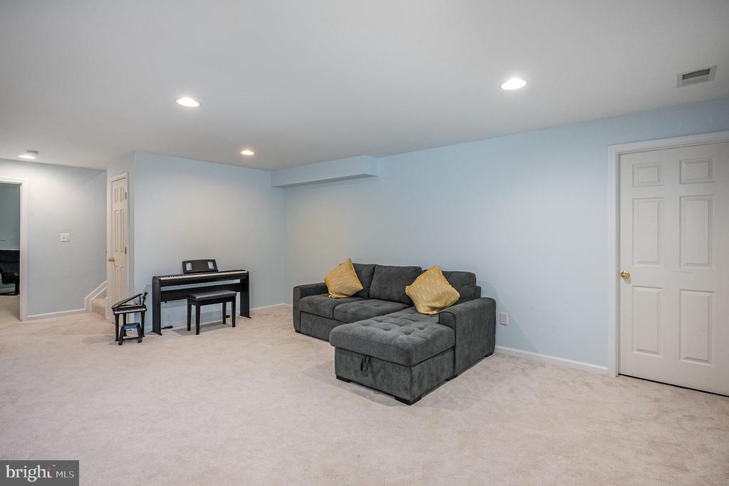 314 EBAUGH DRIVE SE
