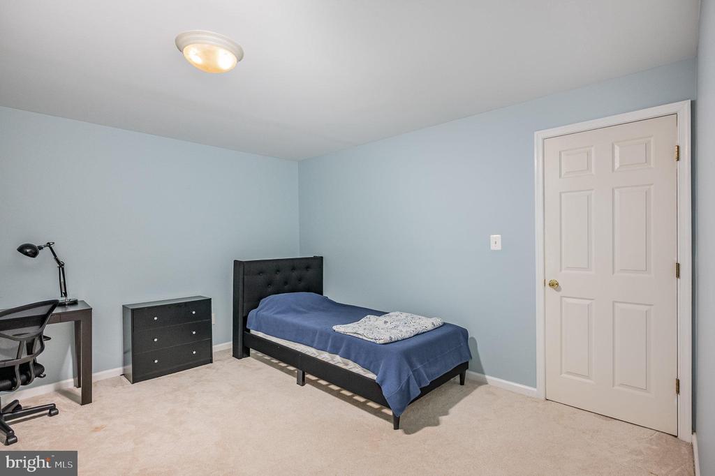 314 EBAUGH DRIVE SE