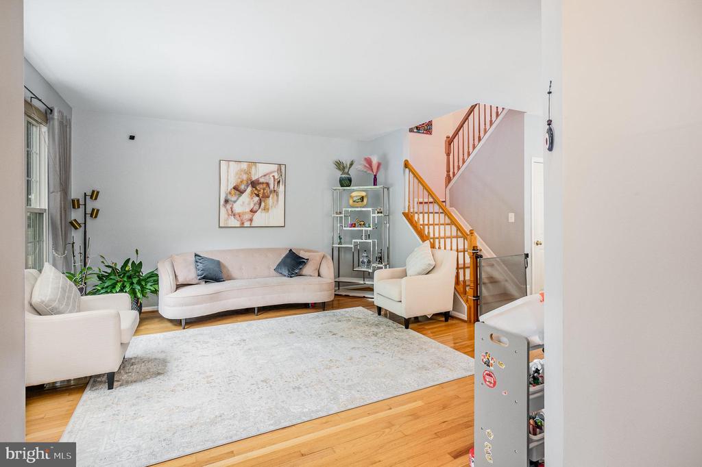 314 EBAUGH DRIVE SE