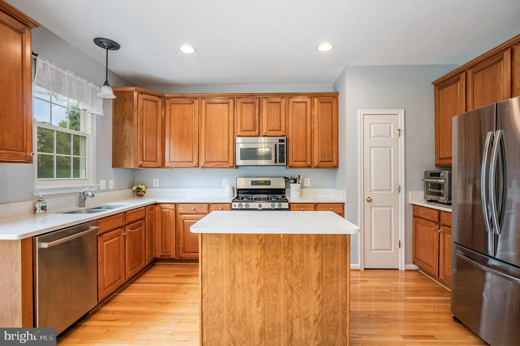 314 EBAUGH DRIVE SE