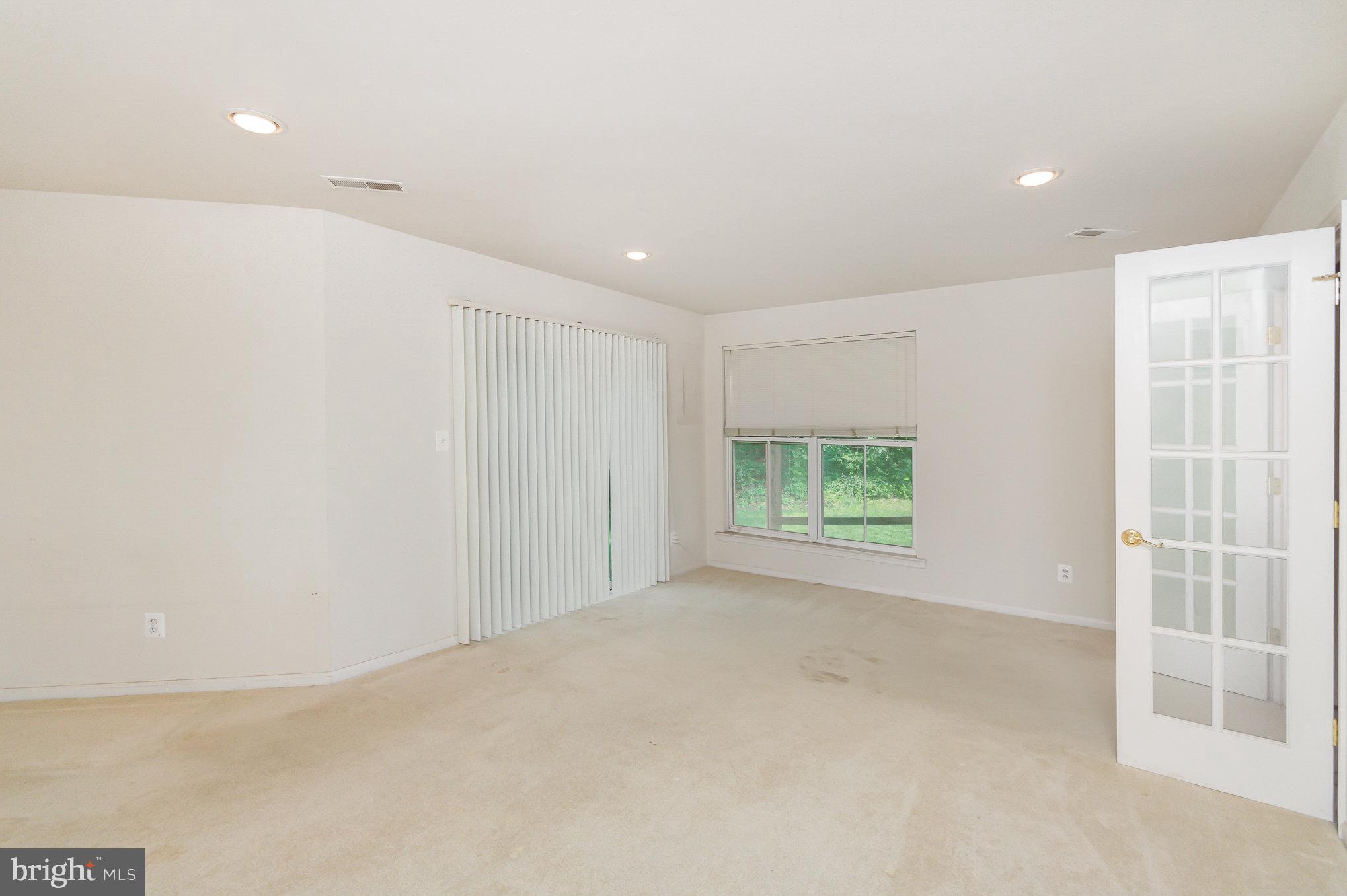 43095 HUNTERS GREEN