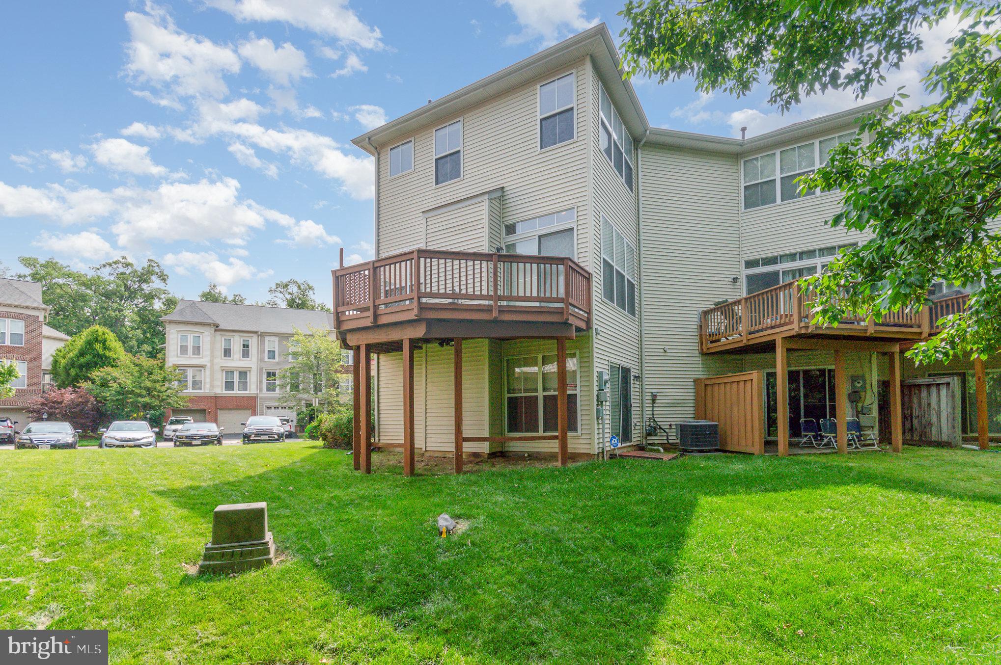 43095 HUNTERS GREEN