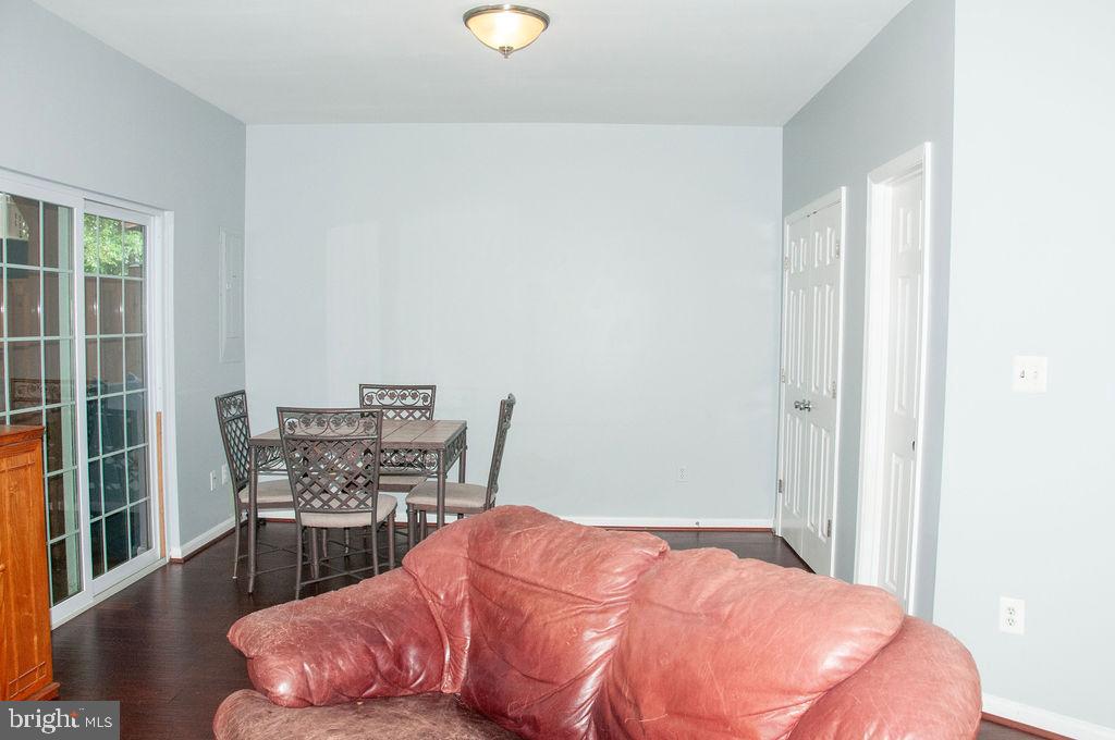 21672 KINGS CROSSING TERRACE