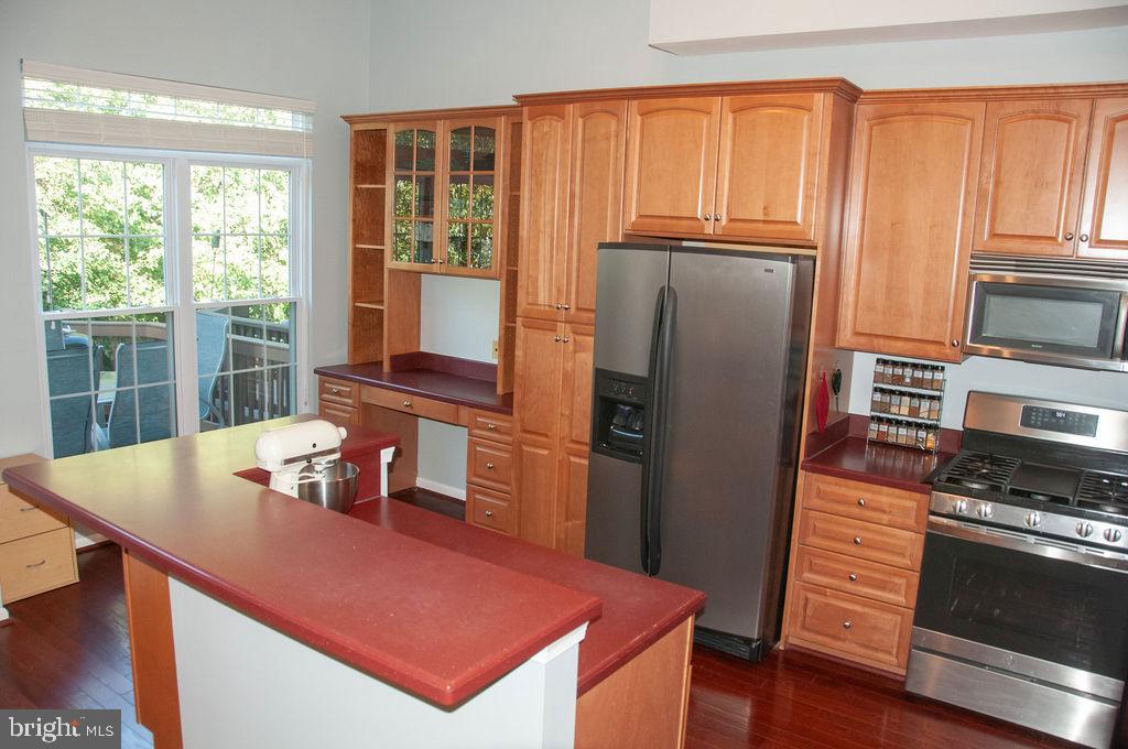 21672 KINGS CROSSING TERRACE