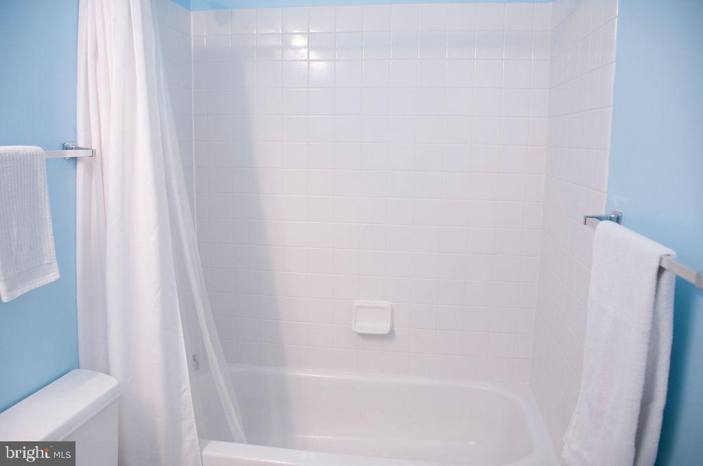 21672 KINGS CROSSING TERRACE