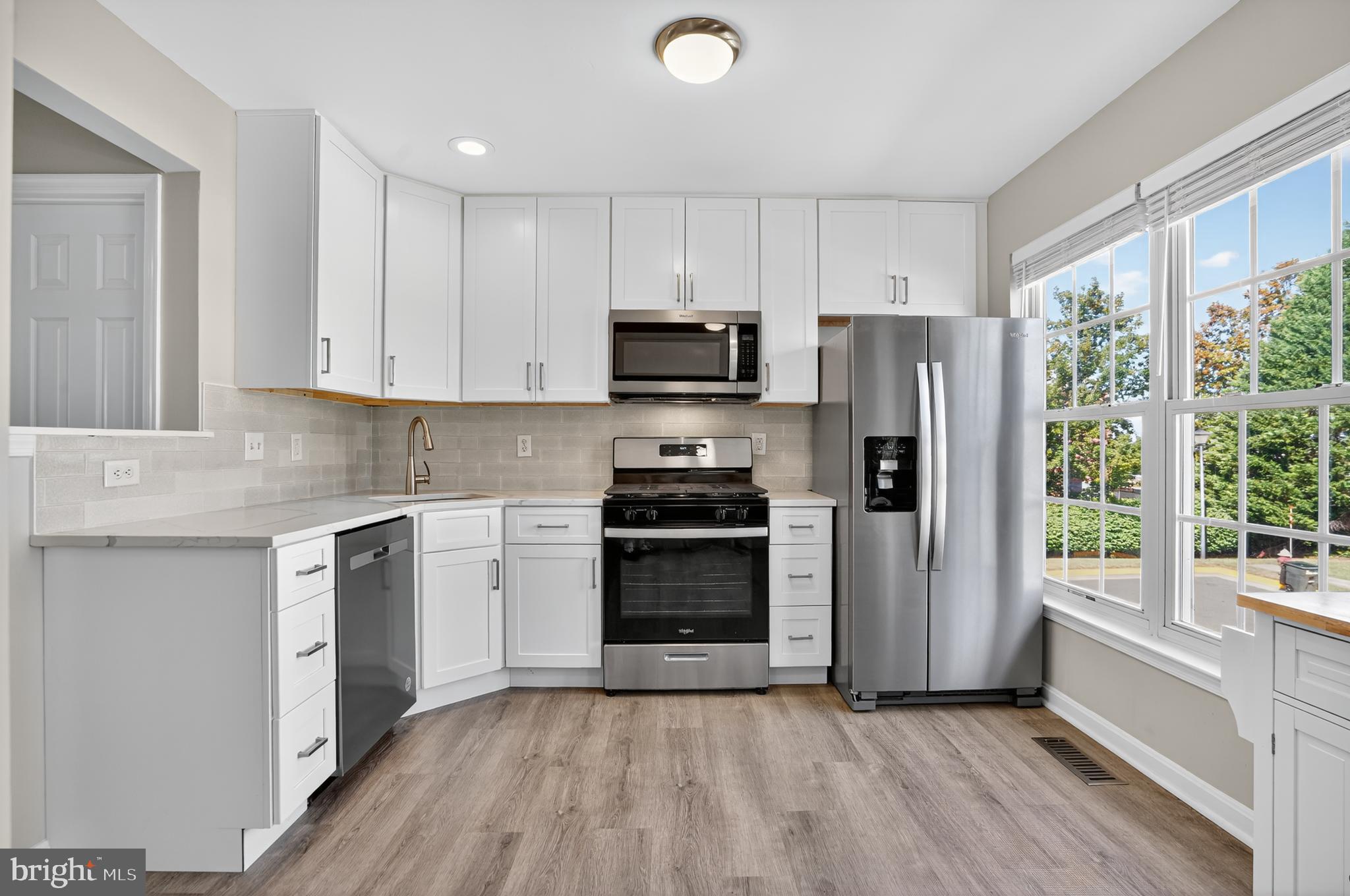 45445 TIMBER TRAIL SQUARE