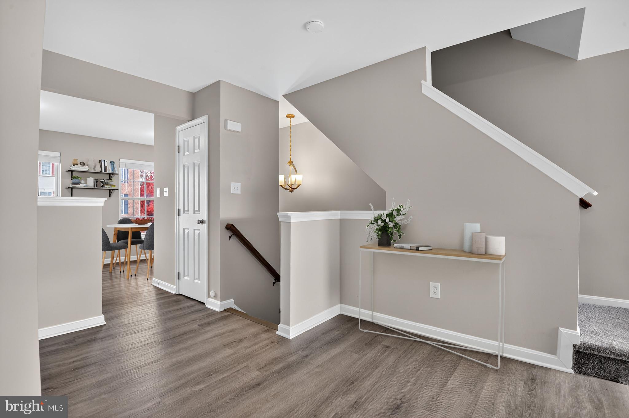 45445 TIMBER TRAIL SQUARE