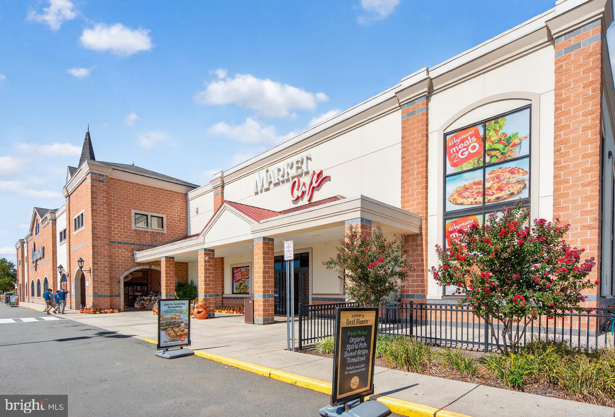 45445 TIMBER TRAIL SQUARE