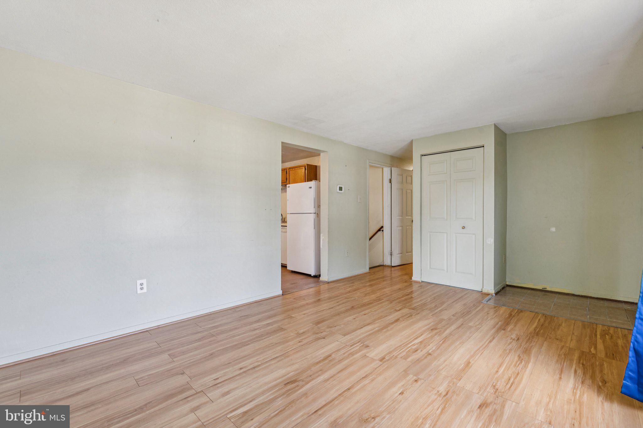 127 OAK VIEW DRIVE SE