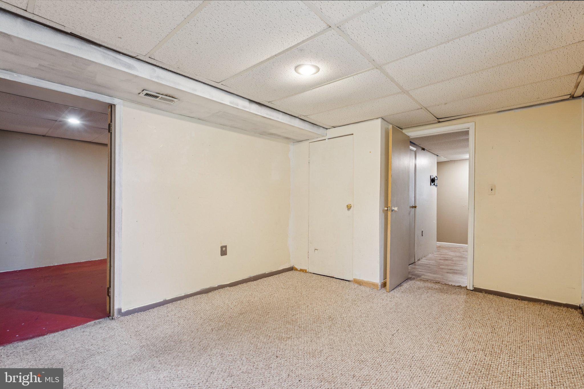 127 OAK VIEW DRIVE SE