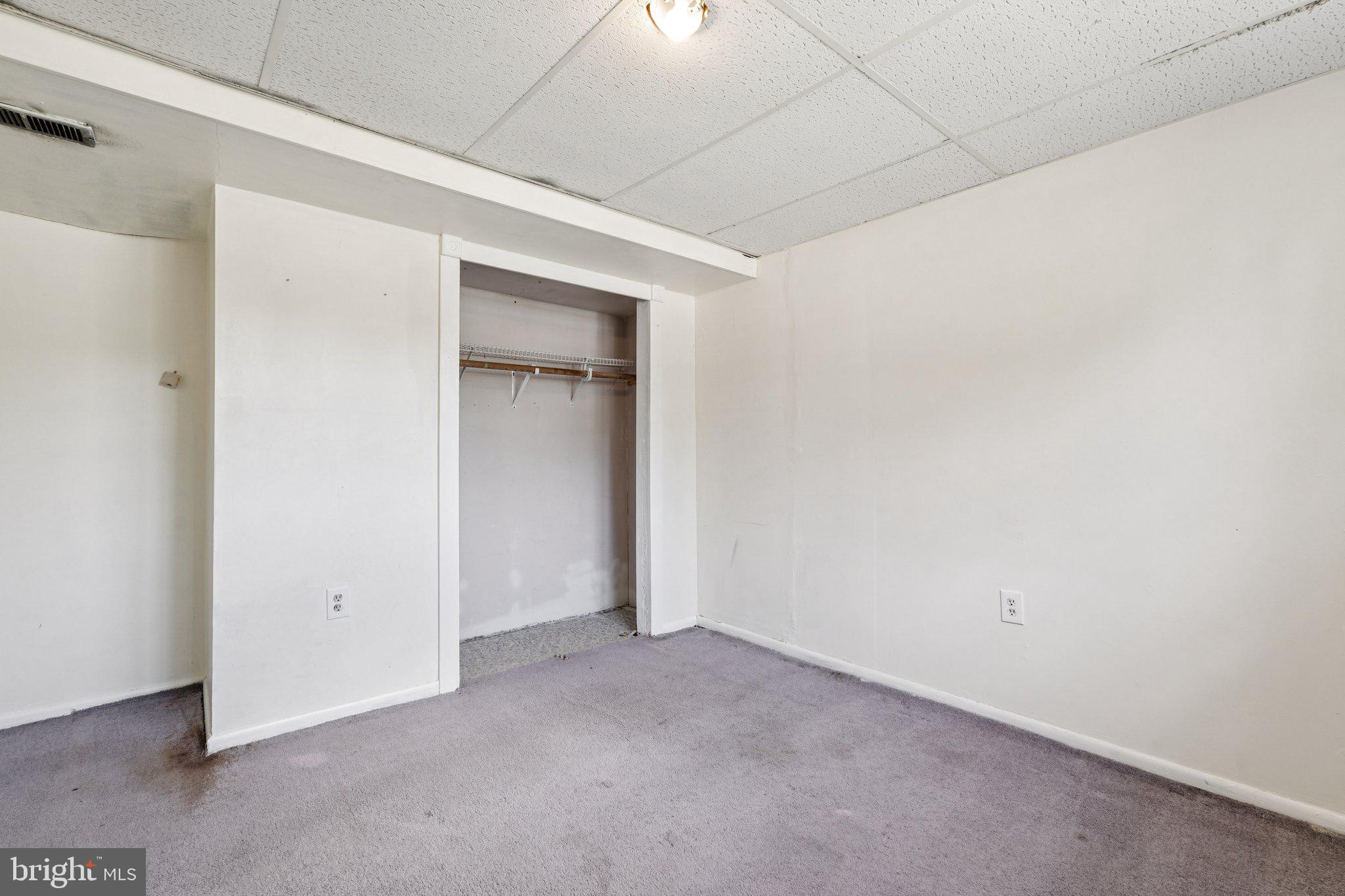 127 OAK VIEW DRIVE SE