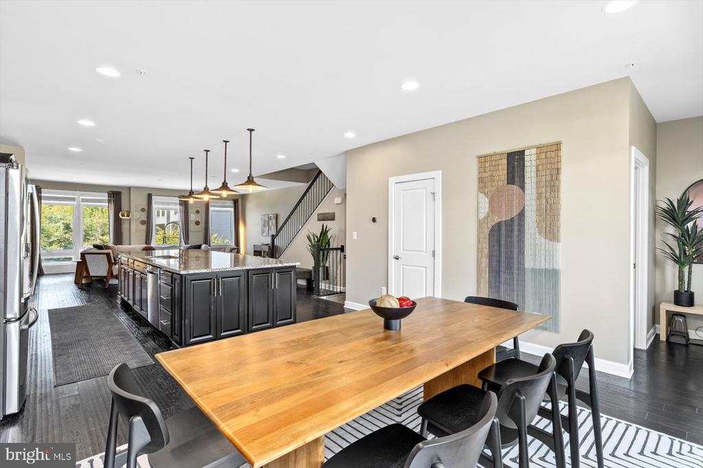 1310 WHITE FELDSPAR TERRACE SE