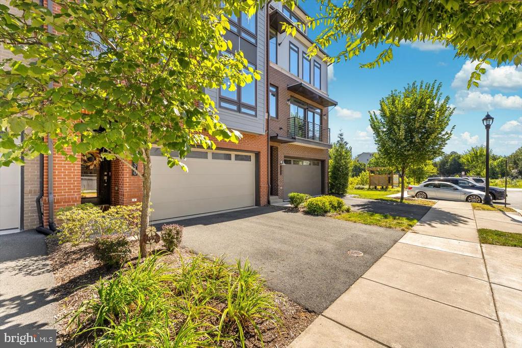 1310 WHITE FELDSPAR TERRACE SE