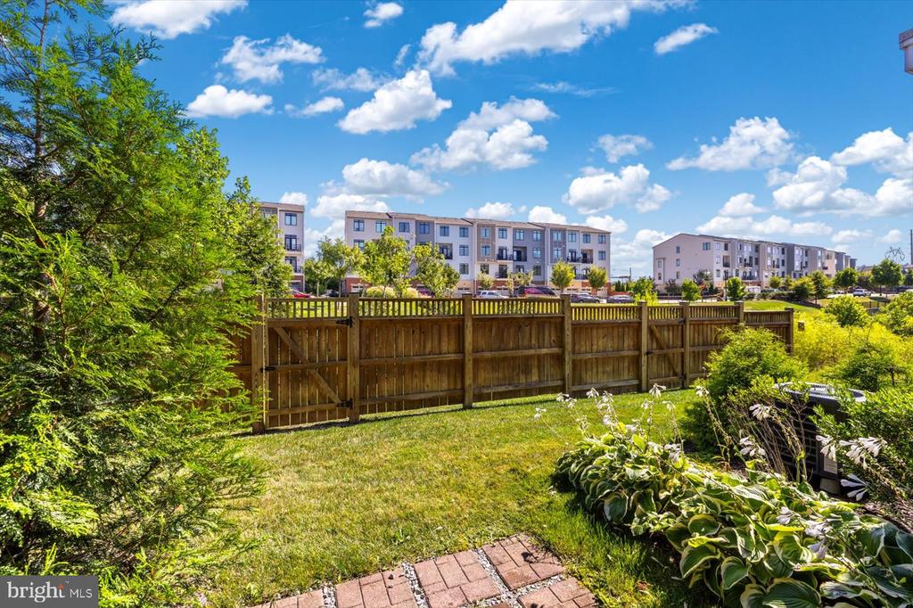 1310 WHITE FELDSPAR TERRACE SE
