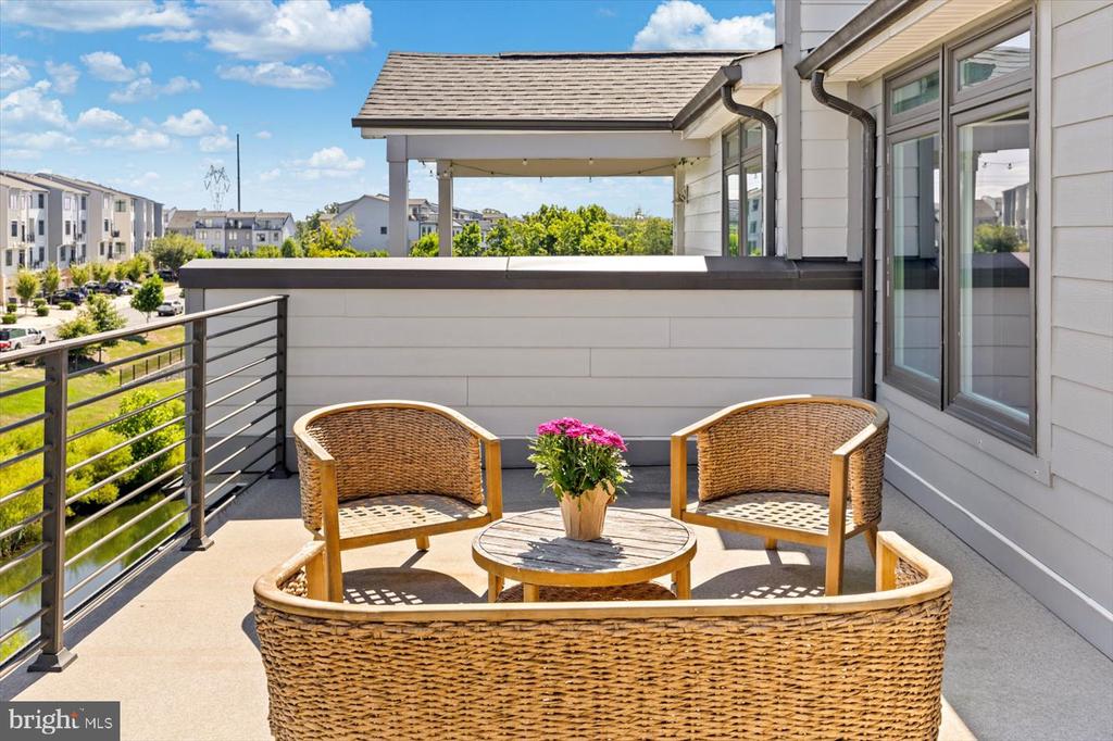 1310 WHITE FELDSPAR TERRACE SE