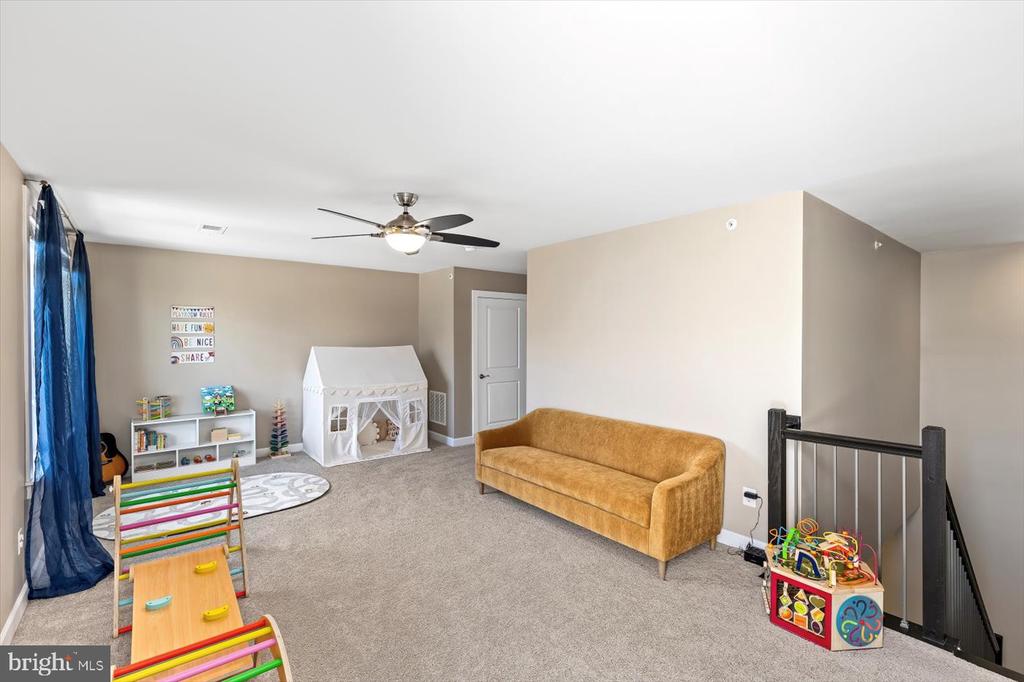 1310 WHITE FELDSPAR TERRACE SE