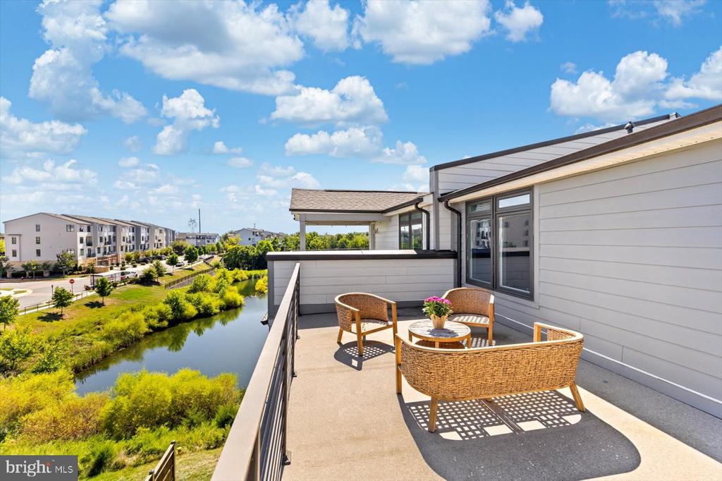 1310 WHITE FELDSPAR TERRACE SE