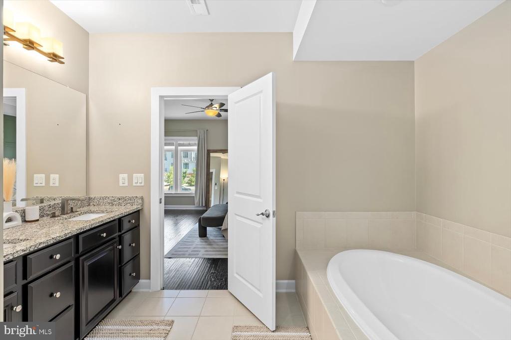1310 WHITE FELDSPAR TERRACE SE