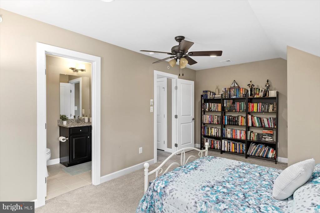 1310 WHITE FELDSPAR TERRACE SE