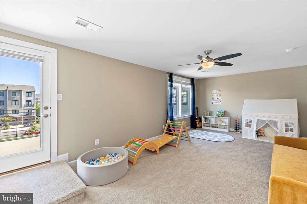 1310 WHITE FELDSPAR TERRACE SE