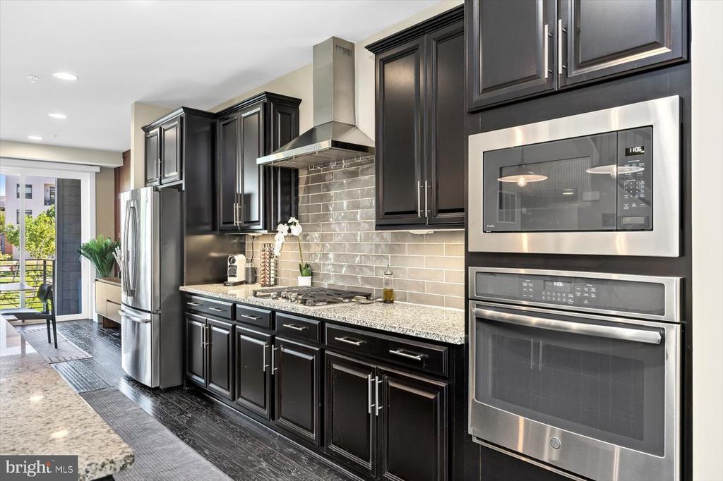 1310 WHITE FELDSPAR TERRACE SE